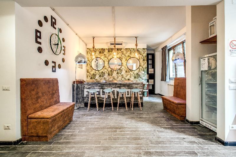 Hostel Trastevere 2 Рим Экстерьер фото