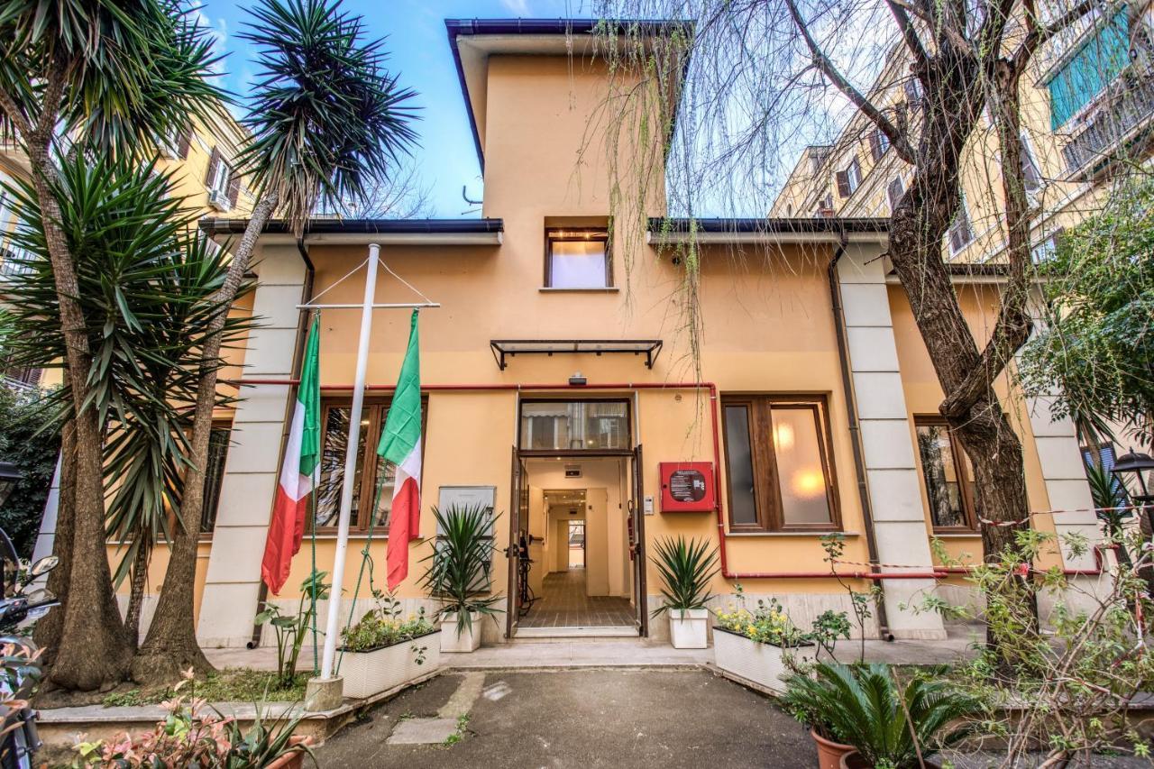 Hostel Trastevere 2 Рим Экстерьер фото