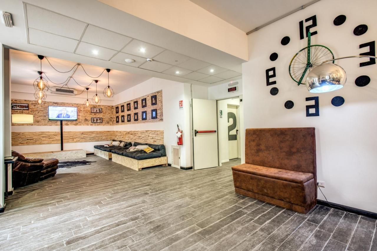 Hostel Trastevere 2 Рим Экстерьер фото